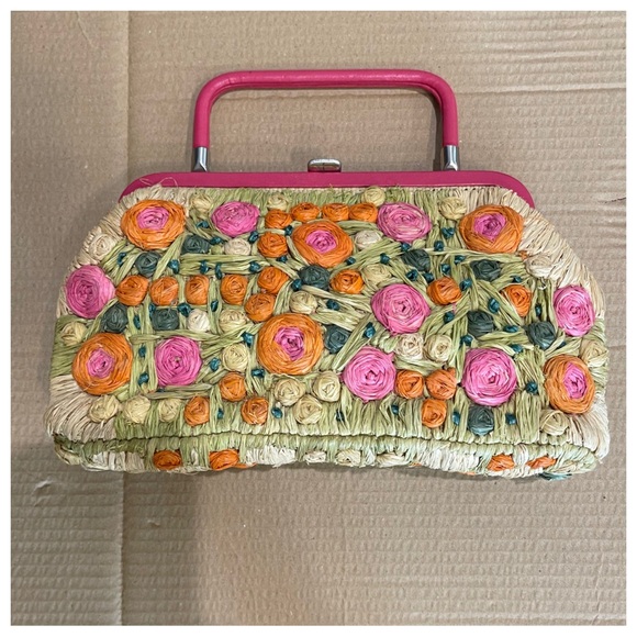 Ann Taylor Handbags - Ann Taylor Floral Straw Mini Bag Clutch Lined With Clasp